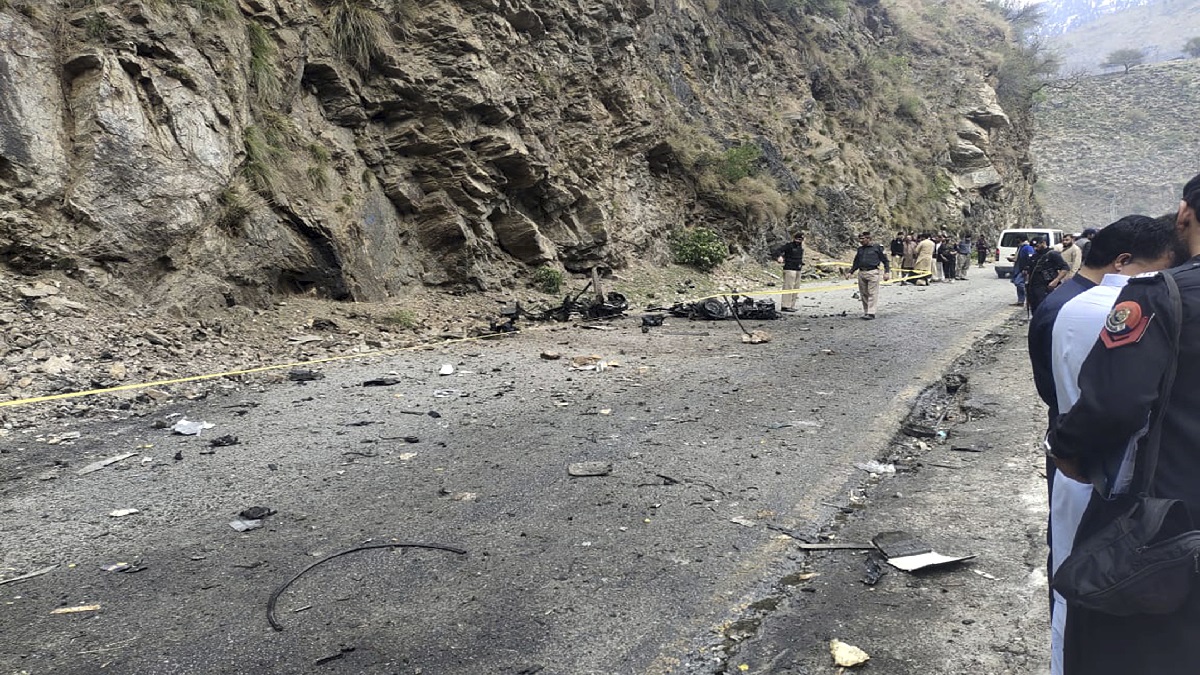 कंगाल पाकिस्तान की हालत खराब, चीनी नागरिकों की मौत के बदले देगा करोड़ों का हर्जाना