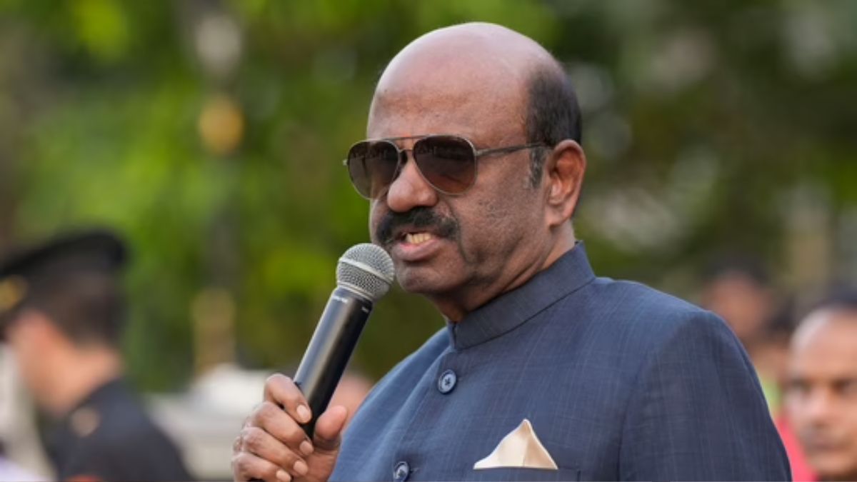 बंगाल के राज्यपाल पर महिला ने लगाया छेड़छाड़ का आरोप, गवर्नर ने भी जारी किया बयान बंगाल के राज्यपाल पर महिला ने लगाया छेड़छाड़ का आरोप, गवर्नर ने भी जारी किया बयान