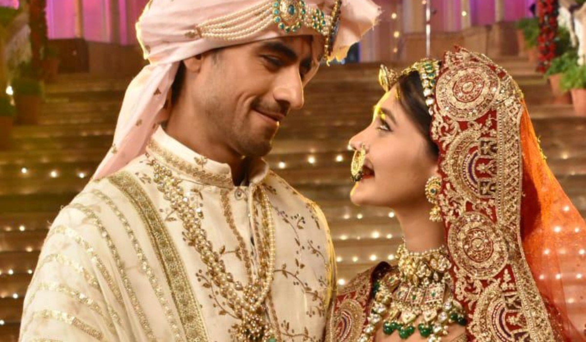 YRKKH में अक्षरा-अभिमन्यु की हुई शादी का फैंस मना रहे हैं जश्न, ग्रैंड वेडिंग का वीडियो हो रहा वायरल - India TV Hindi