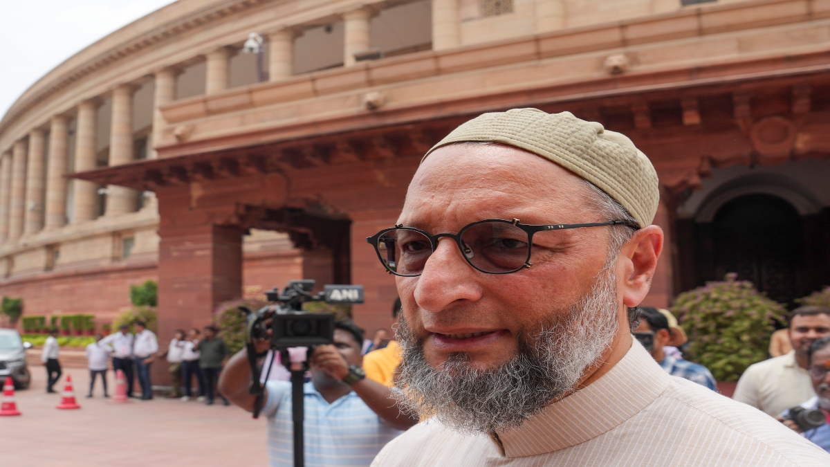 ओवैसी के ‘जय फिलिस्तीन’ वाले नारे से मचा है बवाल, राष्ट्रपति तक पहुंची बात, खत्म हो जाएगी सदस्यता?
