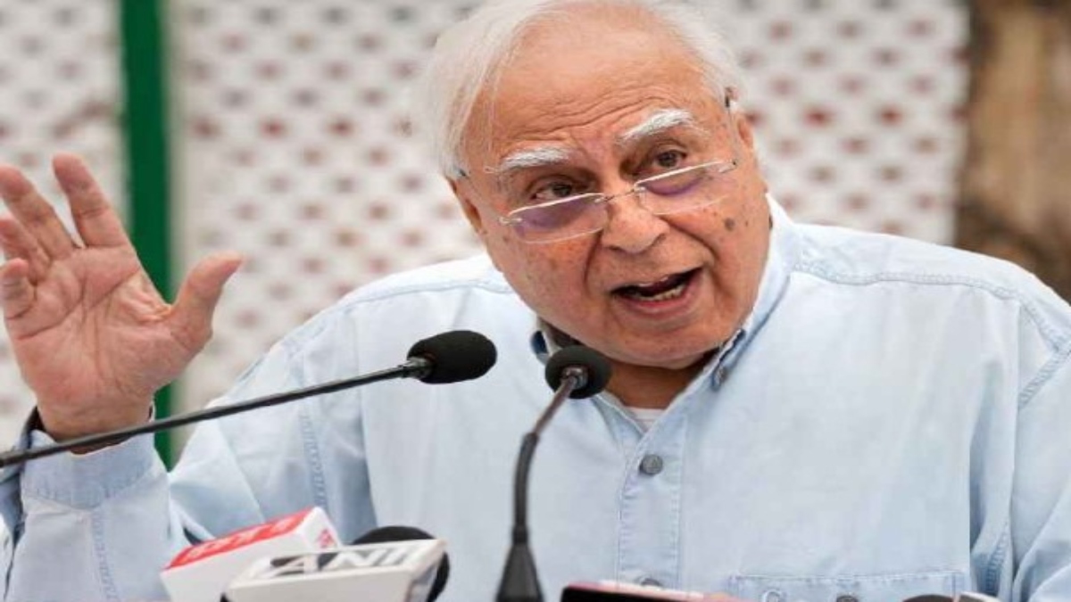 NEET परीक्षा गड़बड़ी मामले में बोले कपिल सिब्बल-ये तो सरासर भ्रष्टाचार है…मैं हैरान हूं