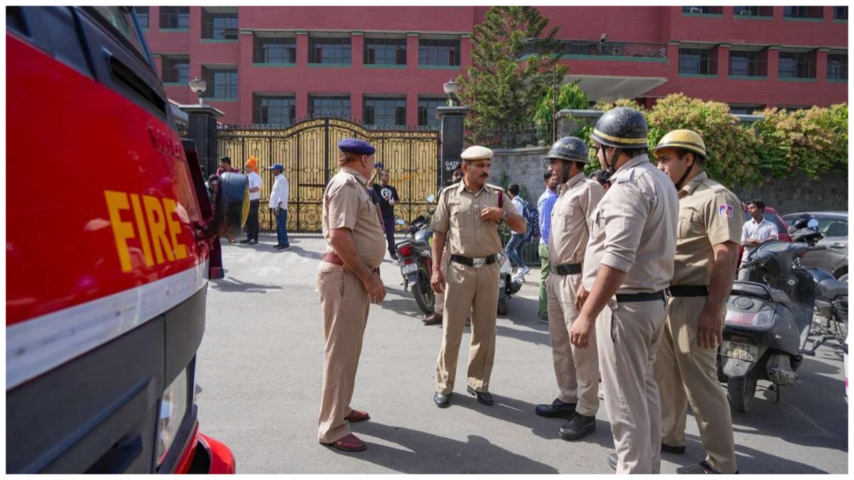 स्पेशल सेल ने चलाया गैंगस्टरों के खिलाफ ऑपरेशन, 200 सोशल मीडिया अकाउंट्स बंद, कई लोग गिरफ्तार