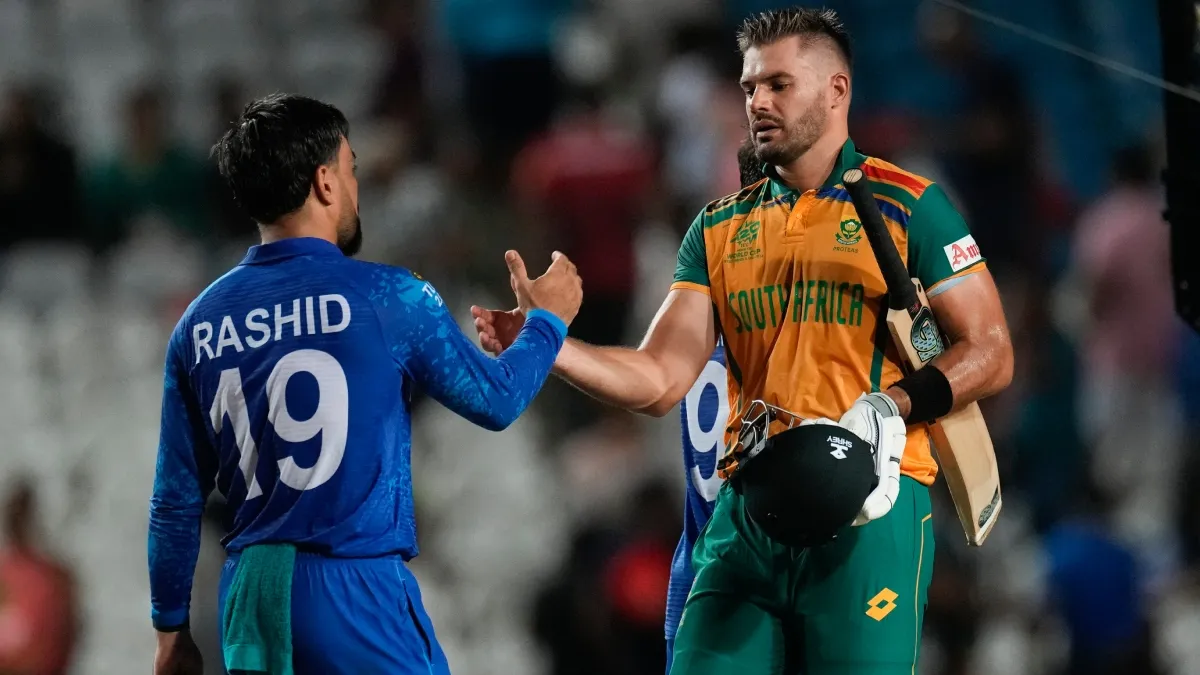AFG vs SA Semifinal: साउथ अफ्रीका ने फाइनल में पक्की की जगह, अफगानिस्तान को 9 विकेट से दी मात Rahsid Khan And Aiden Markram- India TV Hindi