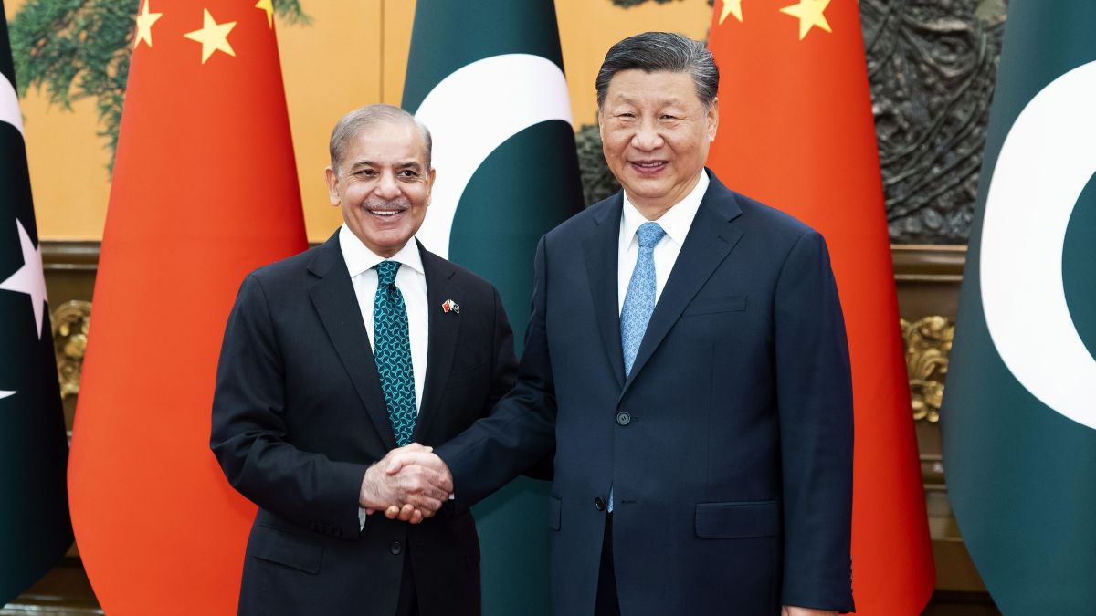 CPEC को लेकर पाकिस्तान और चीन ने बनाई अब ये नई रणनीति, शहबाज की शी से मुलाकात के दौरान हुआ फैसला
