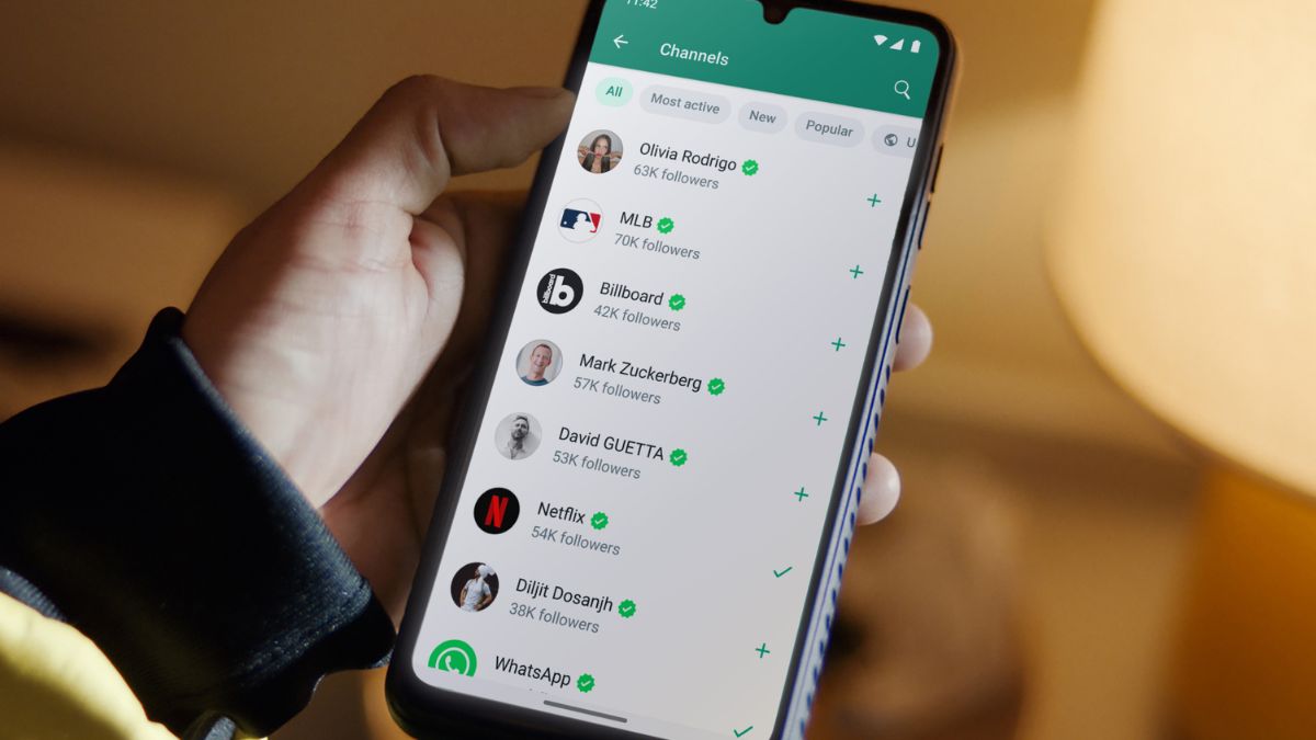 WhatsApp Status टैब अब दिखेगा नए डिजाइन में, कंपनी ने दिया प्रीव्यू का भी ऑप्शन
