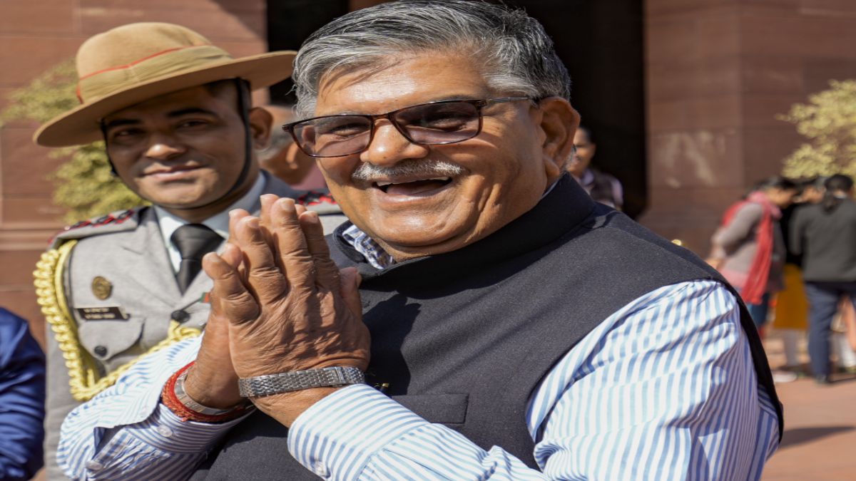 ‘राज्य के गौरव को आगे बढ़ाएंगे’, गवर्नर पद की शपथ लेने के बाद बोले गुलाब चंद कटारिया