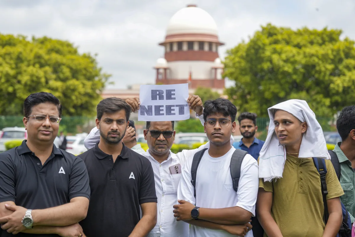 दोबारा नीट एग्जाम कराने के पक्ष में नहीं सरकार, एनटीए व केंद्र ने सुप्रीम कोर्ट में दायर किया अपना हलफनामा Supreme Court- India TV Hindi