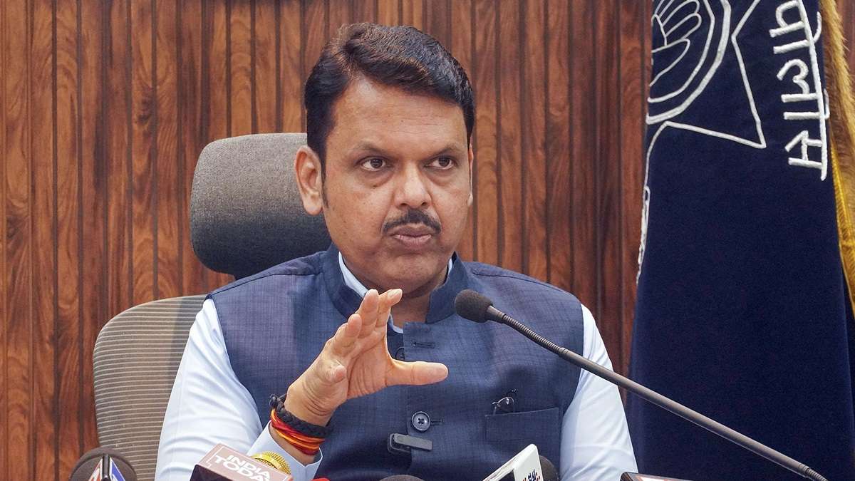 फडणवीस की अनिल देशमुख को चेतावनी, मेरे खिलाफ झूठे आरोप लगाए तो ऑडियो टेप सार्वजनिक कर दूंगा