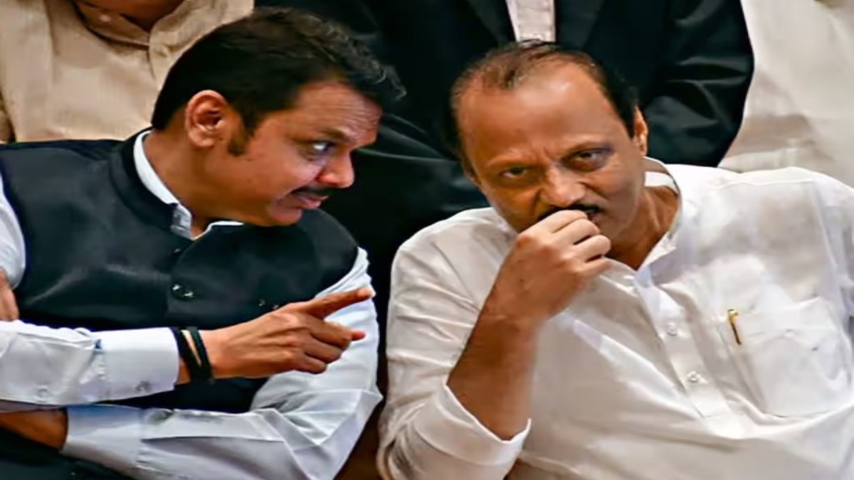 महाराष्ट्र विधानसभा चुनाव: देवेंद्र फडणवीस मिलने पहुंचे, अजित पवार के दिल में क्या है?