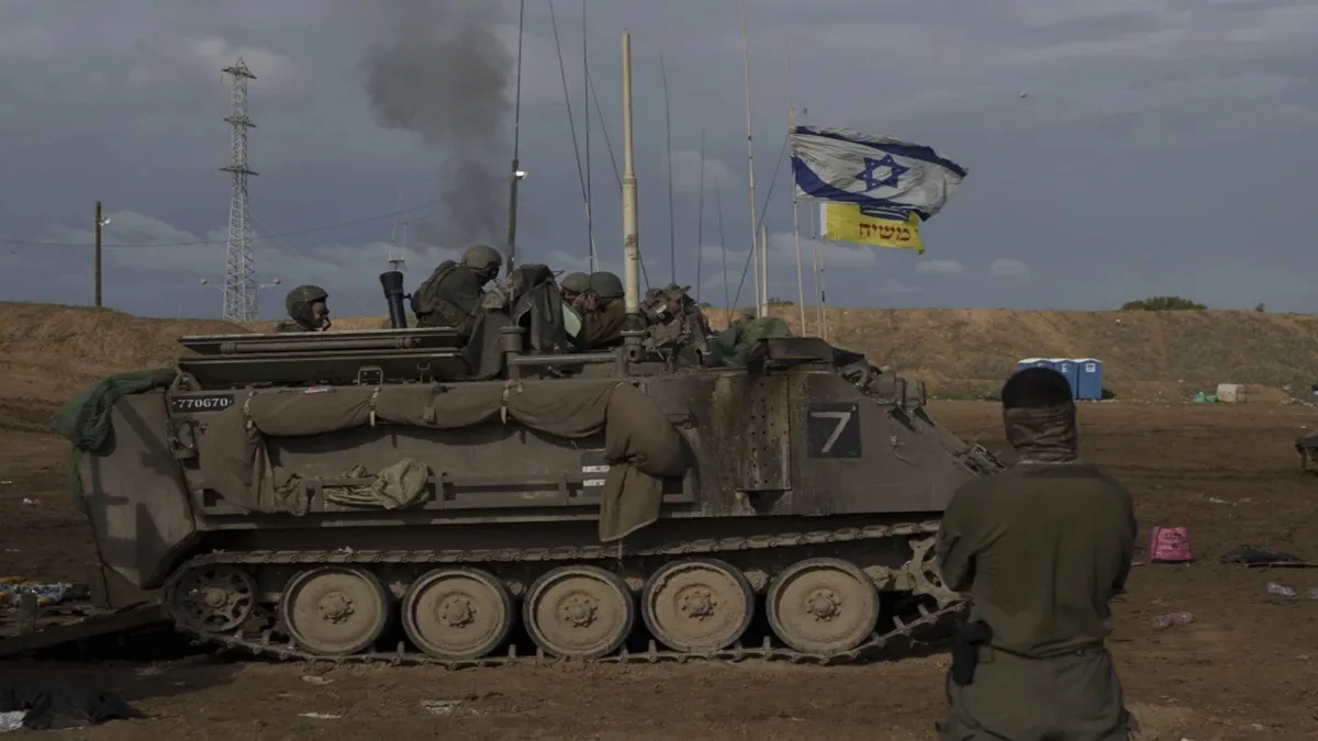 इजराइल ने बेरूत में किया भीषण हवाई हमला, मारा गया हिजबुल्ला का टॉप कमांडर Israel Defense Forces- India TV Hindi