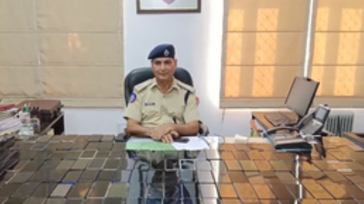 चोरों के खिलाफ पुलिस ने चलाया ‘ऑपरेशन एंटीवायरस’, बरामद कर लिए 195 मोबाइल फोन