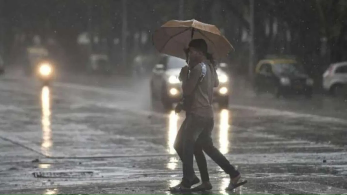 Aaj Ka Mausam: दिल्ली-एनसीआर में फिर बारिश की संभावना, यूपी में बाढ़ जैसे हालात, जानें अन्य राज्यों का कैसा रहेगा हाल delhi weather forecast today up weather news bihar ka Mausam aaj ka mausam- India TV Hindi