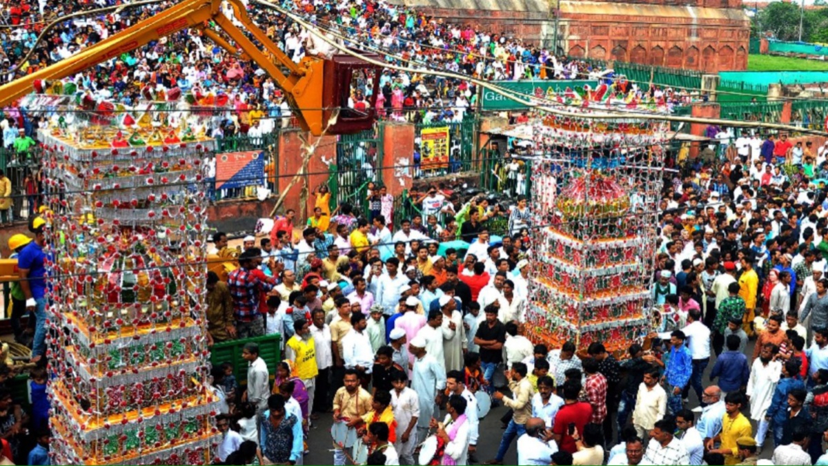 Traffic Alert: कहीं ताजिए का जुलूस, कहीं ट्रकों में हुई भिडंत, जाने दिल्ली में कहां-कहां के लिए जारी हुआ ट्रैफिक अलर्ट