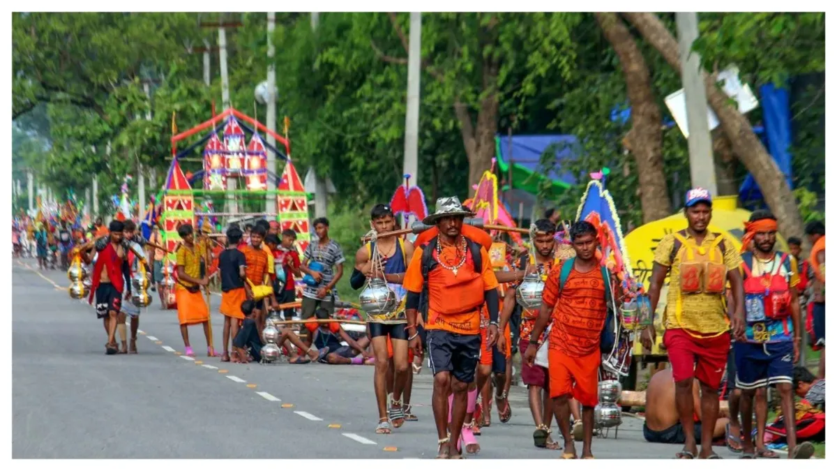 Sawan Kanwar Yatra 2024: डाक कांवड़ यात्रा क्या होती है, क्यों माना जाता है इसको सबसे कठिन? जान लें नियम Kanwar Yatra- India TV Hindi