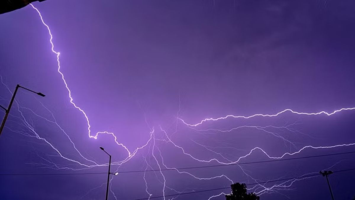 यूपी में आकाशीय बिजली से अब 84 लोगों की मौत, अब बचाव के लिए योगी सरकार करेगी ये काम