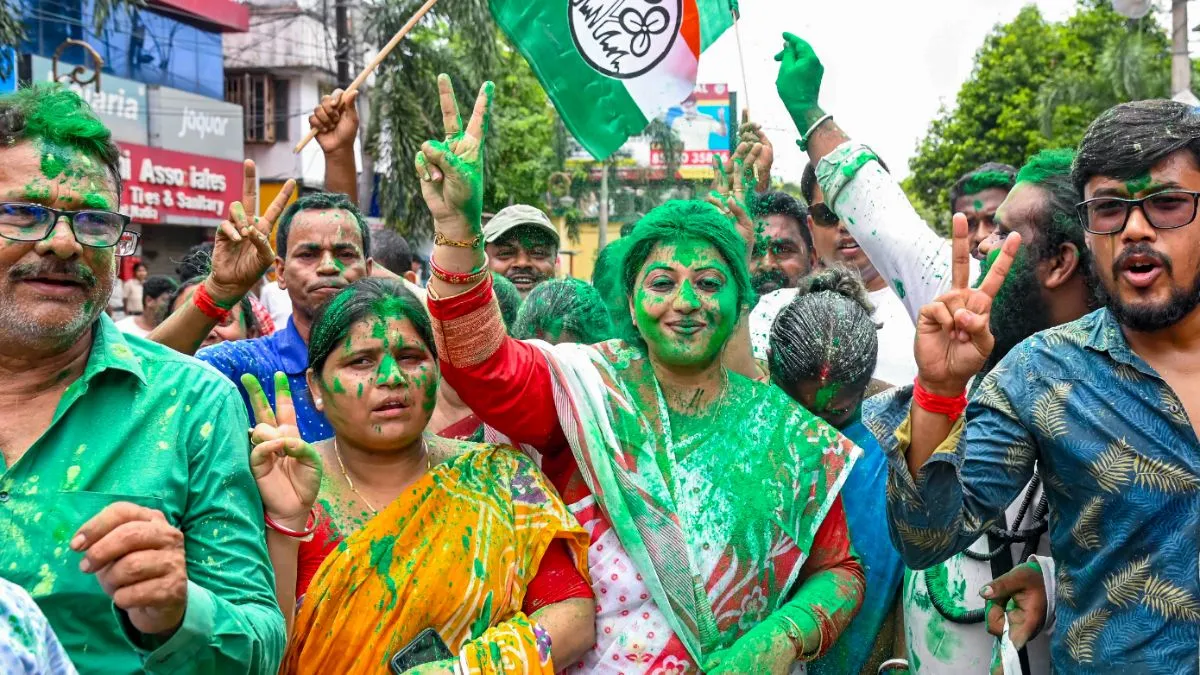 विधानसभा उपचुनाव रिजल्ट 2024ः एनडीए को बड़ा झटका, इंडिया गठबंधन को 13 सीटों में से मिली 10 पर जीत इंडिया गठबंधन को मिली 10 सीटों पर जीत- India TV Hindi