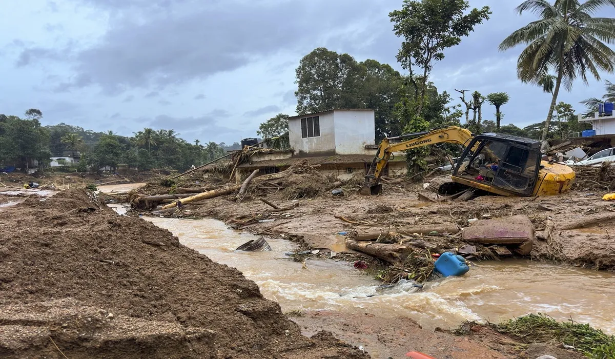 वायनाड में बड़े नुकसान से बचा जा सकता था? लैंडस्लाइड के बाद चर्चा में आई गाडगिल कमेटी की रिपोर्ट, जानें इसके बारे में landslide- India TV Hindi