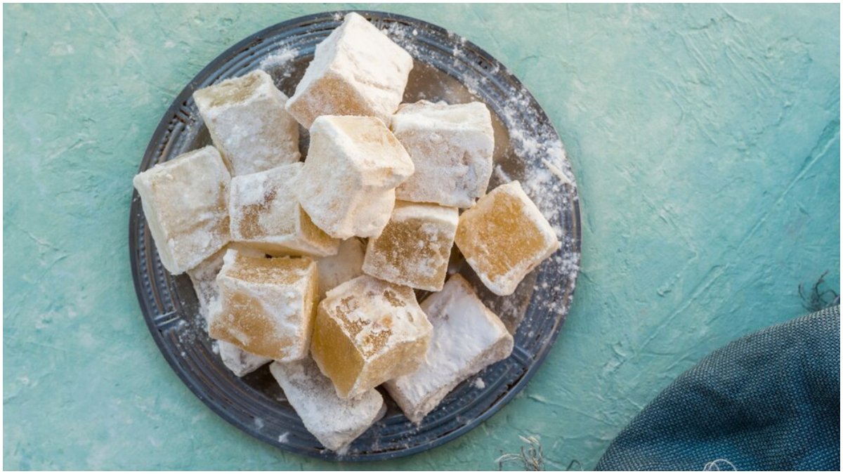 बादाम और नारियल से ऐसे बनाएं मुंह में तुरंत घुल जाने वाली Barfi, इस टेस्टी बर्फी को व्रत में भी खाया जा सकता है बादाम और नारियल से ऐसे बनाएं मुंह में तुरंत घुल जाने वाली Barfi, इस टेस्टी बर्फी को व्रत में भी खाया जा सकता है