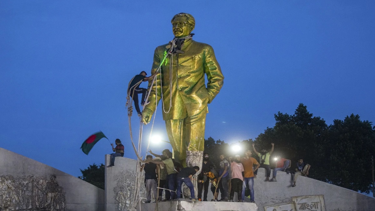 Today is an important day for Bangladesh which is burning in the fire of violence, know what will happen – India TV Hindi