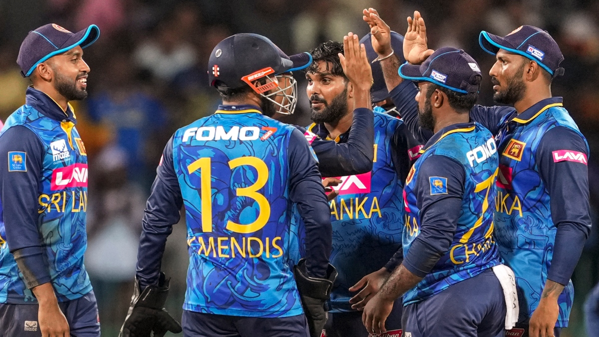 IND vs SL: दूसरे वनडे से पहले लगा बड़ा झटका, ये स्टार खिलाड़ी पूरी सीरीज के लिए हुआ बाहर