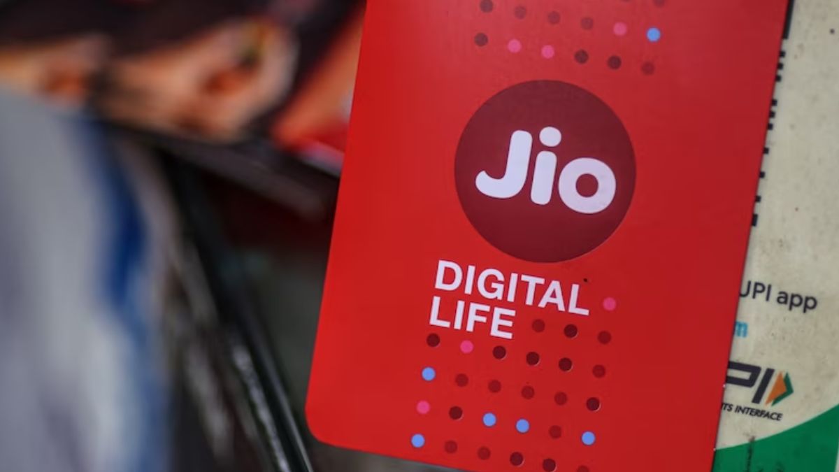 Jio करोड़ों यूजर्स के लिए लाया खास ऑफर, इन 3 प्लान्स में मिलेगी 15 दिन की एक्स्ट्रा वैलिडिटी