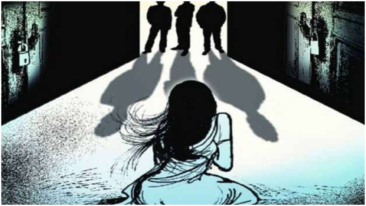 मुरादाबाद रेप पीड़िता की बिगड़ी तबियत, अस्पताल में कराया गया भर्ती, पिता बोले- बनाया जा रहा दबाव मुरादाबाद रेप पीड़िता की बिगड़ी तबियत, अस्पताल में कराया गया भर्ती, पिता बोले- बनाया जा रहा दबाव