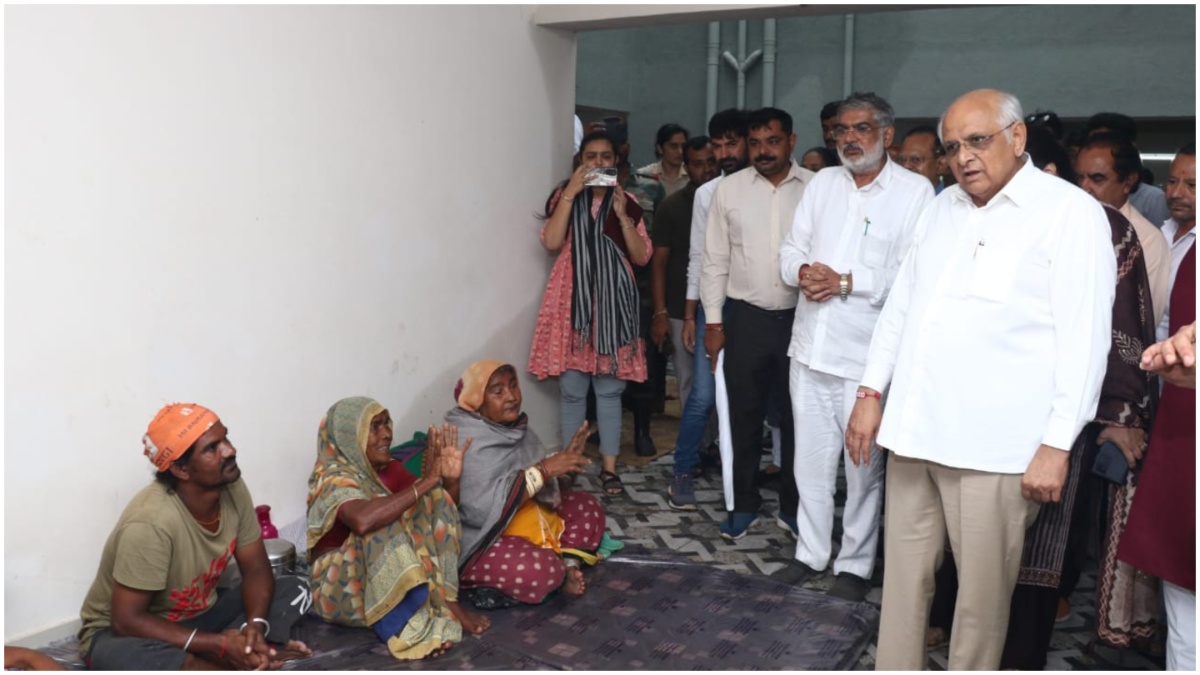 देवभूमि द्वारका में भारी बारिश ने मचाई तबाही, सीएम भूपेंद्र पटेल ने की समीक्षा बैठक, दिए ये निर्देश