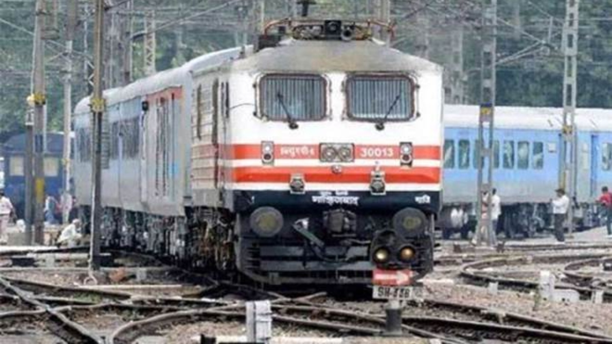 साजिश को लेकर सतर्क हुआ रेलवे, पटरियों पर सुरक्षा के लिए गश्त बढ़ाई