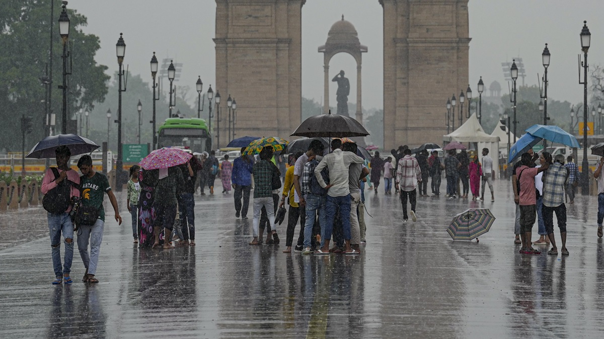 दिल्ली में हफ्ते भर छाए रहेंगे बादल, मौसम विभाग ने जारी किया ‘येलो अलर्ट, जानें अन्य राज्यों का हाल