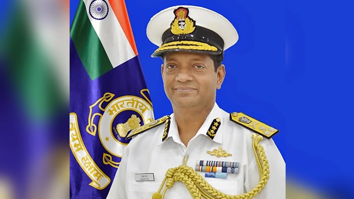 भारतीय तटरक्षक बल के महानिदेशक राकेश पाल का दिल का दौरा पड़ने से निधन, रक्षा मंत्री राजनाथ सिंह ने जताया शोक