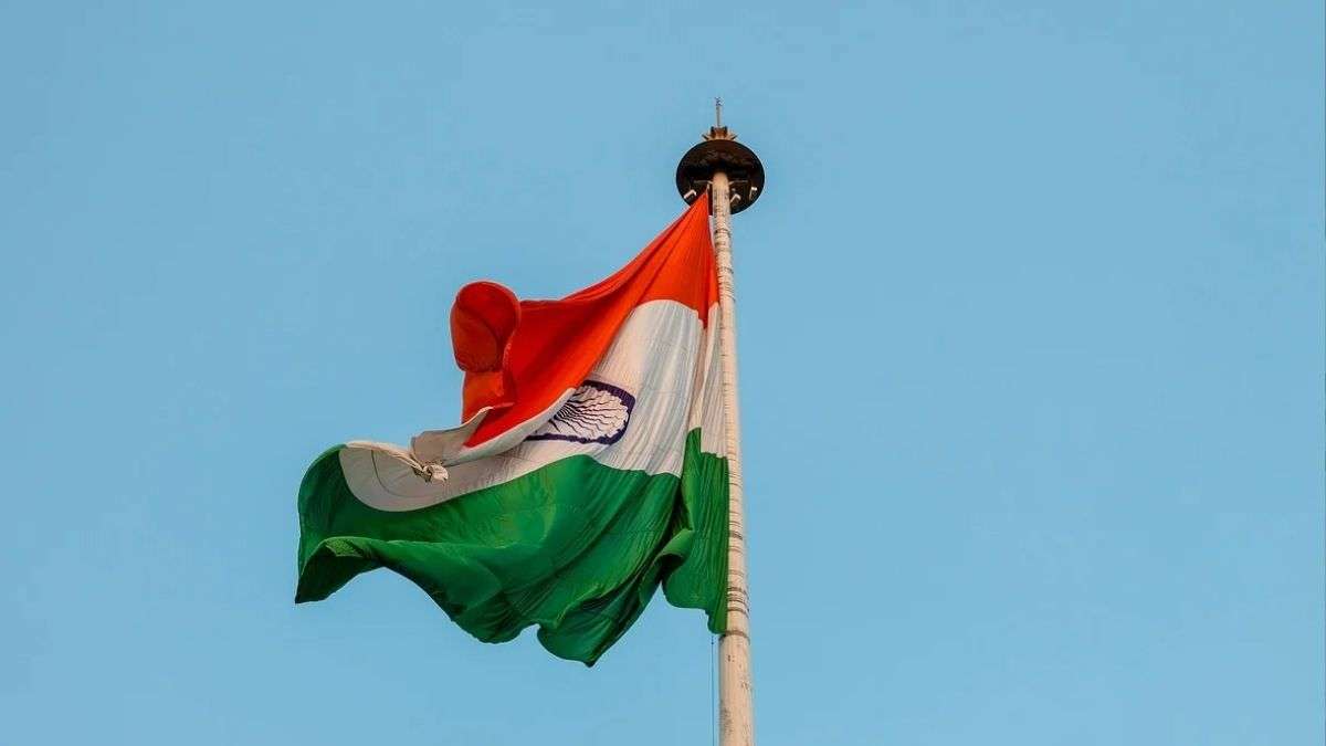 देश के इन 13 गांवों में आज पहली बार फहराया जाएगा तिरंगा, आजादी के बाद से अब तक नहीं हुआ था ऐसा
