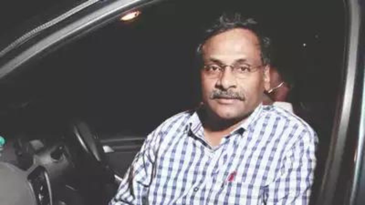 DU के पूर्व प्रोफेसर ने नागपुर सेंट्रल जेल प्रशासन पर लगाए गंभीर आरोप, लकवा होने के बाद भी 9 महीने तक नहीं ले गए अस्पताल