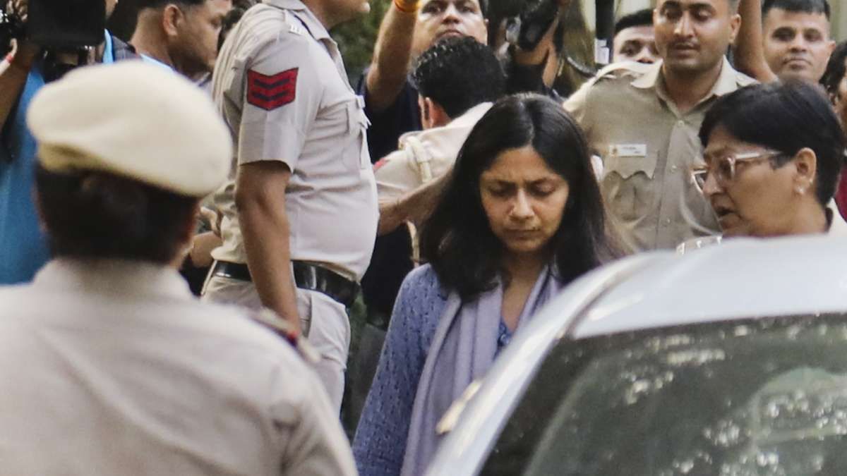 स्वाति मालीवाल से बदसलूकी का मामला, दिल्ली पुलिस की चार्जशीट में बड़ी साजिश का इशारा