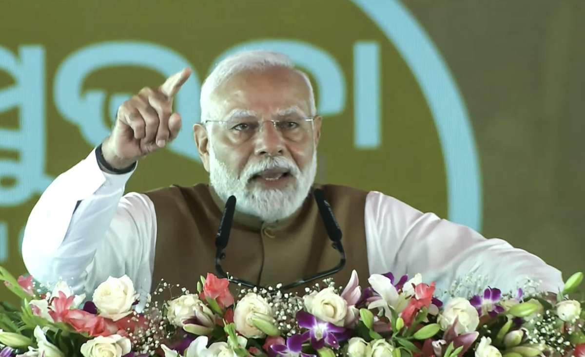 CJI के घर जाने के विवाद पर बोले PM मोदी, ‘मैंने गणेश पूजा में हिस्सा लिया तो कांग्रेस और इकोसिस्टम को दिक्कत हो गई’ CJI के घर जाने के विवाद पर बोले PM मोदी, ‘मैंने गणेश पूजा में हिस्सा लिया तो कांग्रेस और इकोसिस्टम को दिक्कत हो गई’