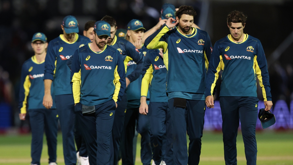 ENG vs AUS: सलामी बल्लेबाज का अनोखा कारनामा, गेंद से रचा इतिहास; T20I में ऐसा करने वाला बना पहला खिलाड़ी