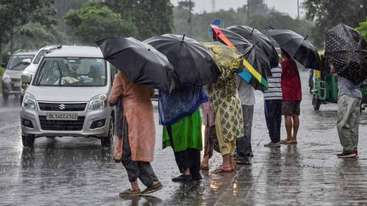 IMD Weather Update: दिल्ली-NCR में बारिश को लेकर जारी हुआ येलो अलर्ट, फिर जमकर बरसेंगे बादल