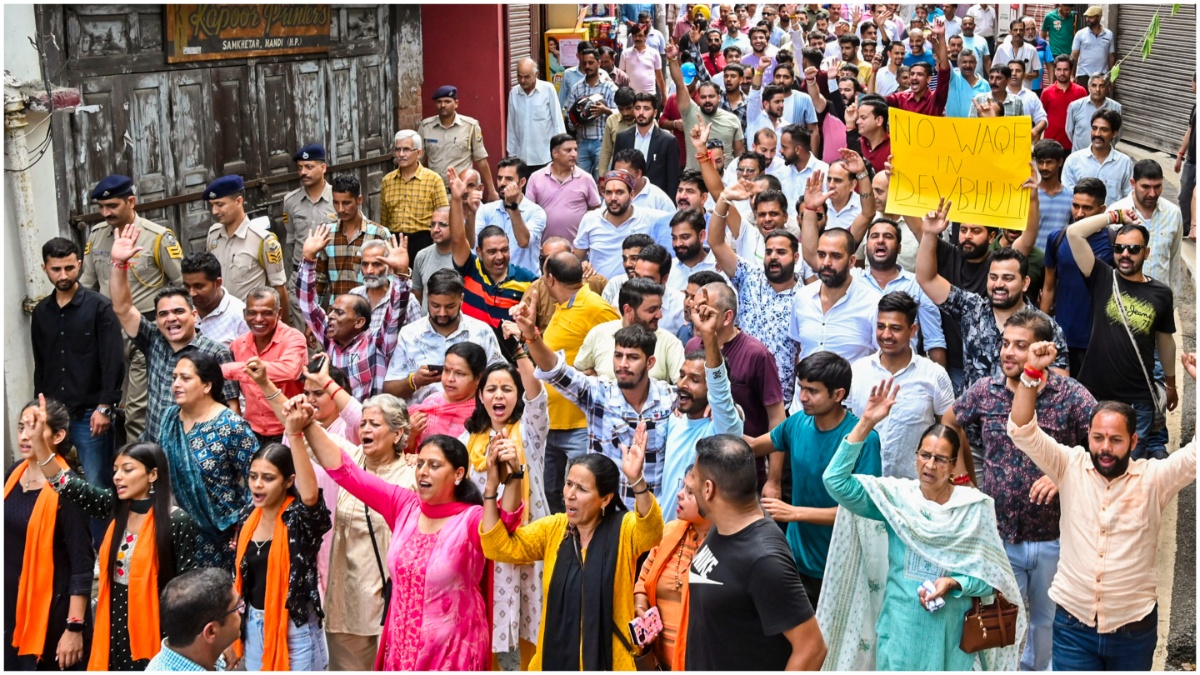 हिंदू संगठनों ने “हिमाचल बंद” का किया आह्वान, 2 घंटे के लिए दुकानों को बंद रखने की अपील