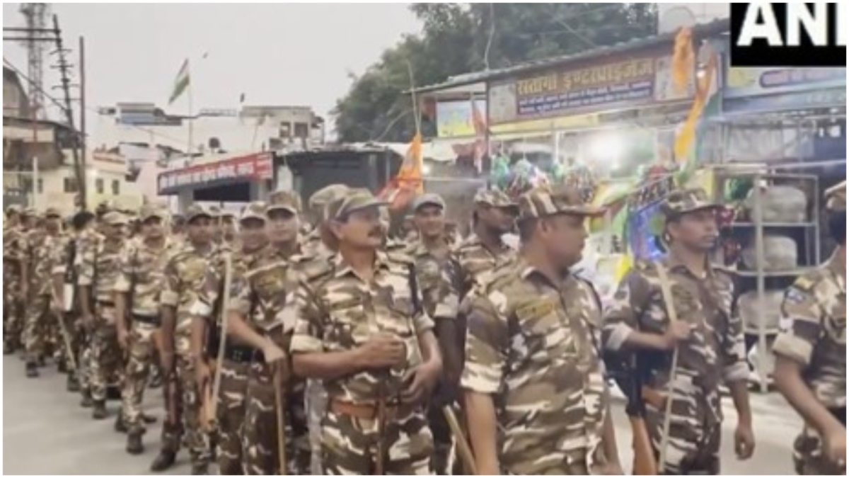 बरेली में बरावफात के जुलूस का बदला गया रास्ता, अंजुमन के रास्ते के लेकर मचा बवाल