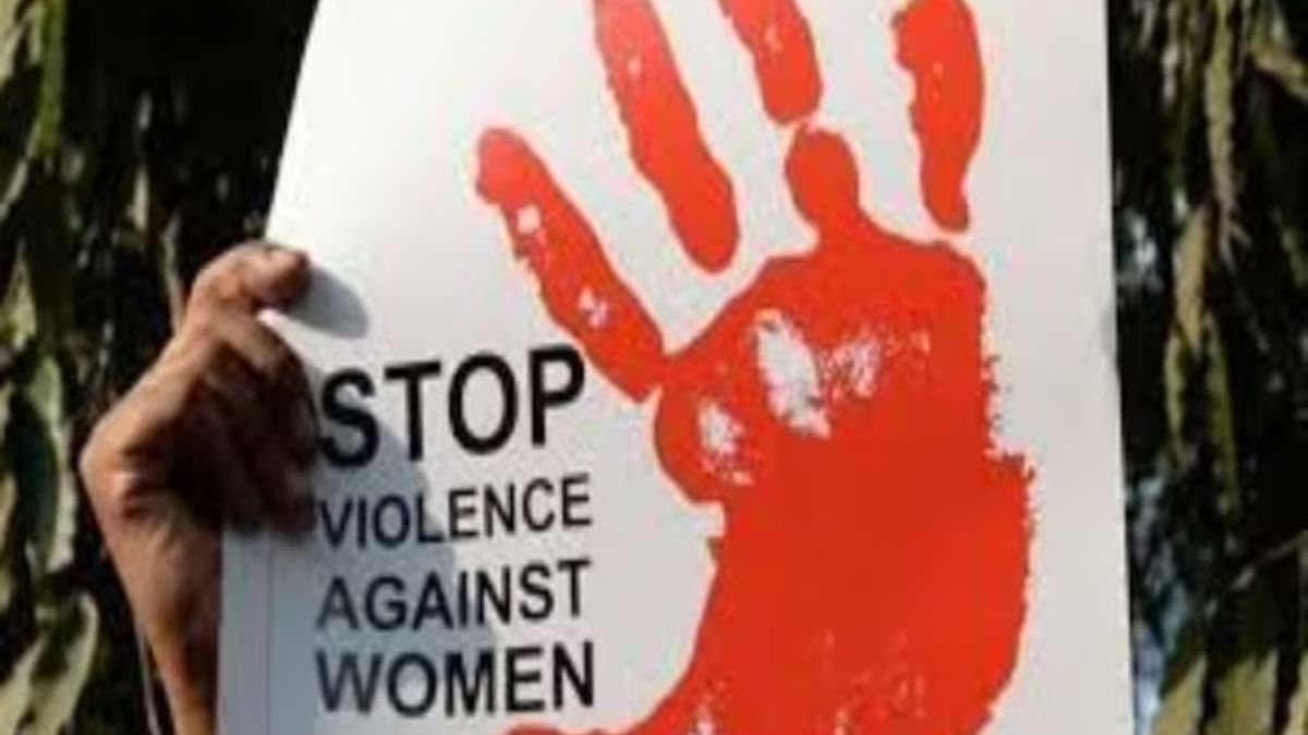 ‘मेरी छाती पर कई बार लात मारी’, आर्मी अफसर की दोस्त ने पुलिस पर लगाया यौन उत्पीड़न का आरोप