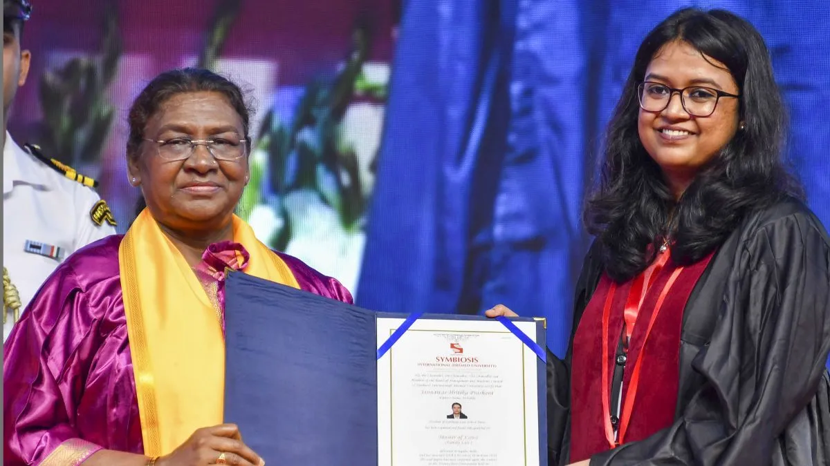 'एजुकेशन सिस्टम में रिसर्च को दिया जाए बढ़ावा', युवाओं से बात करती हुई बोलीं राष्ट्रपति मुर्मू President Droupadi Murmu- India TV Hindi