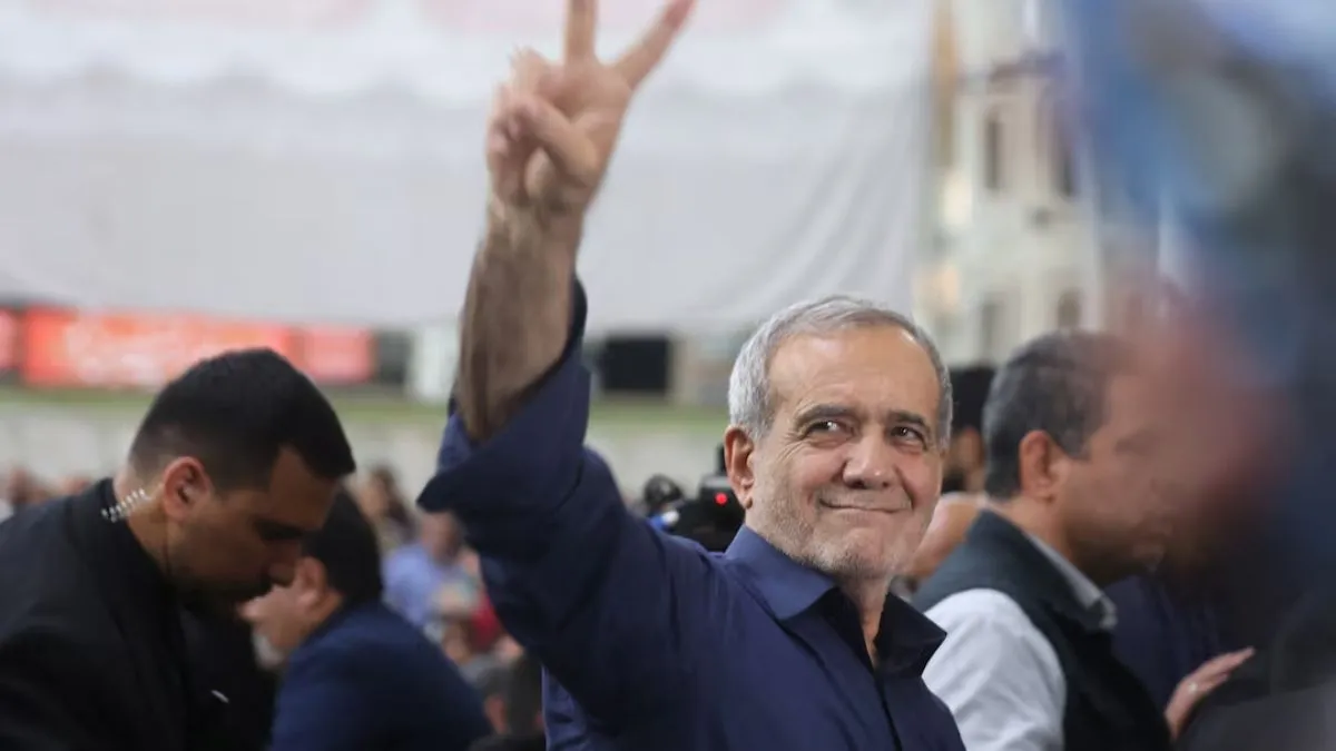 जिस देश ने छेड़ा था ईरान के खिलाफ युद्ध, राष्ट्रपति पेजेश्कियन ने उसी को अपनी पहली विदेश यात्रा के लिए चुना डॉ. मसूद पेजेश्कियन, ईरान के राष्ट्रपति। - India TV Hindi