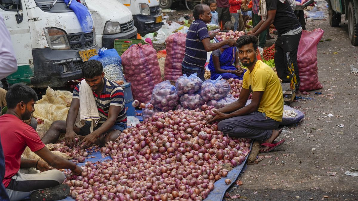 महाराष्ट्र से दिल्ली पहुंची स्पेशल ‘कांदा एक्सप्रेस ट्रेन’, 35 रुपये/किलो मिलेगी प्‍याज