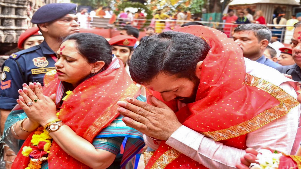 हरियाणा: सीएम पद की शपथ लेने से पहले मां कामाख्या के द्वार पहुंचे नायब सैनी, कह दी बड़ी बात
