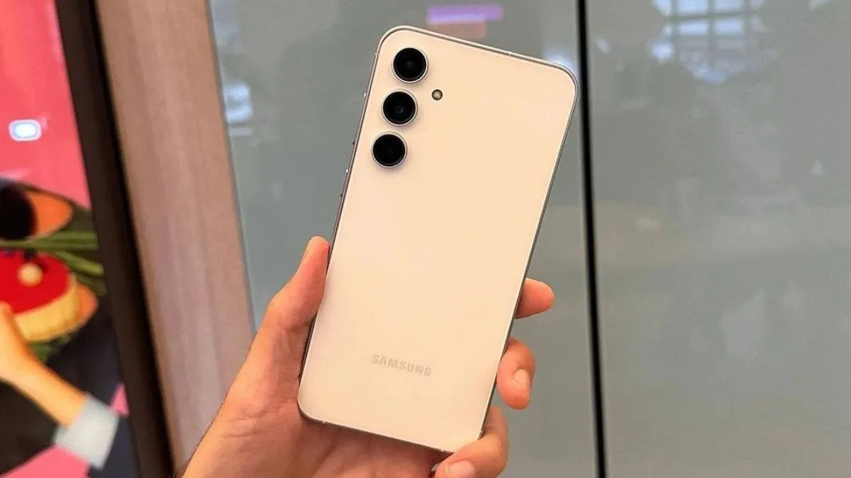 Samsung Galaxy S24 पर मिल रही है भारी भरकम छूट, 30000 रुपये तक गिर गए दाम Samsung Galaxy S24, Samsung Galaxy S24 Discount Offer, Discount On Samsung Galaxy S24, Price drop Of- India TV Hindi