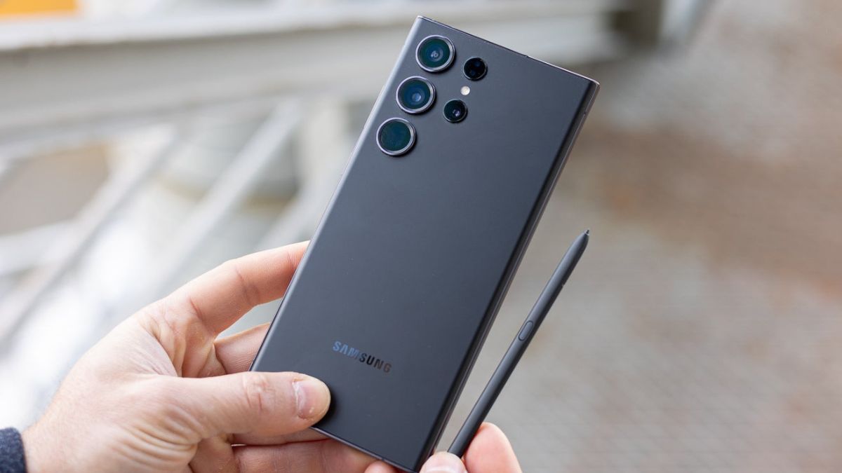 Samsung Galaxy S23 Ultra 60000 रुपये हो गया सस्ता, Flipkart में धड़ाम हुई कीमत – India TV Hindi