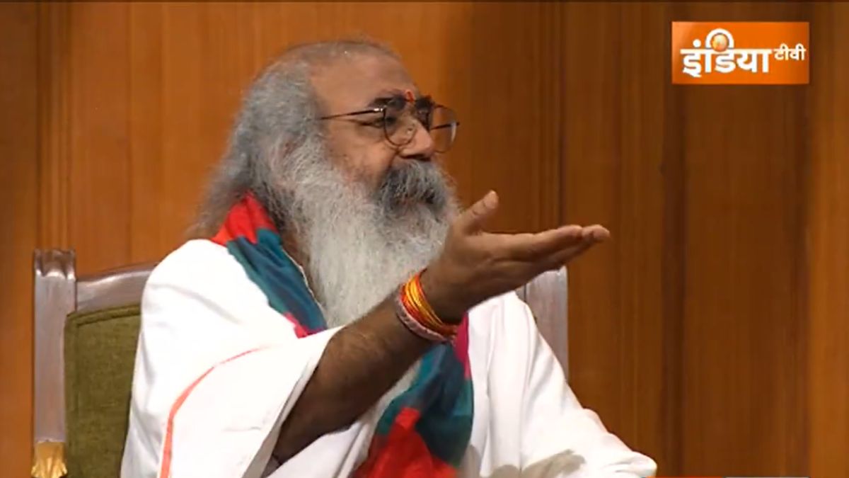कुमार विश्वास के अंदाज में दिखे आचार्य प्रमोद कृष्णम, सुनाई पैगंबर मोहम्मद पर लिखी खुद की कविता