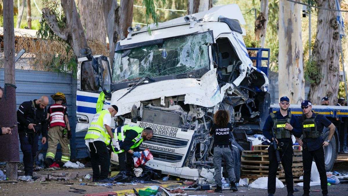 Terrorist attack on Israel! Truck crushes many people near Mossad headquarters, 35 injured – India TV Hindi