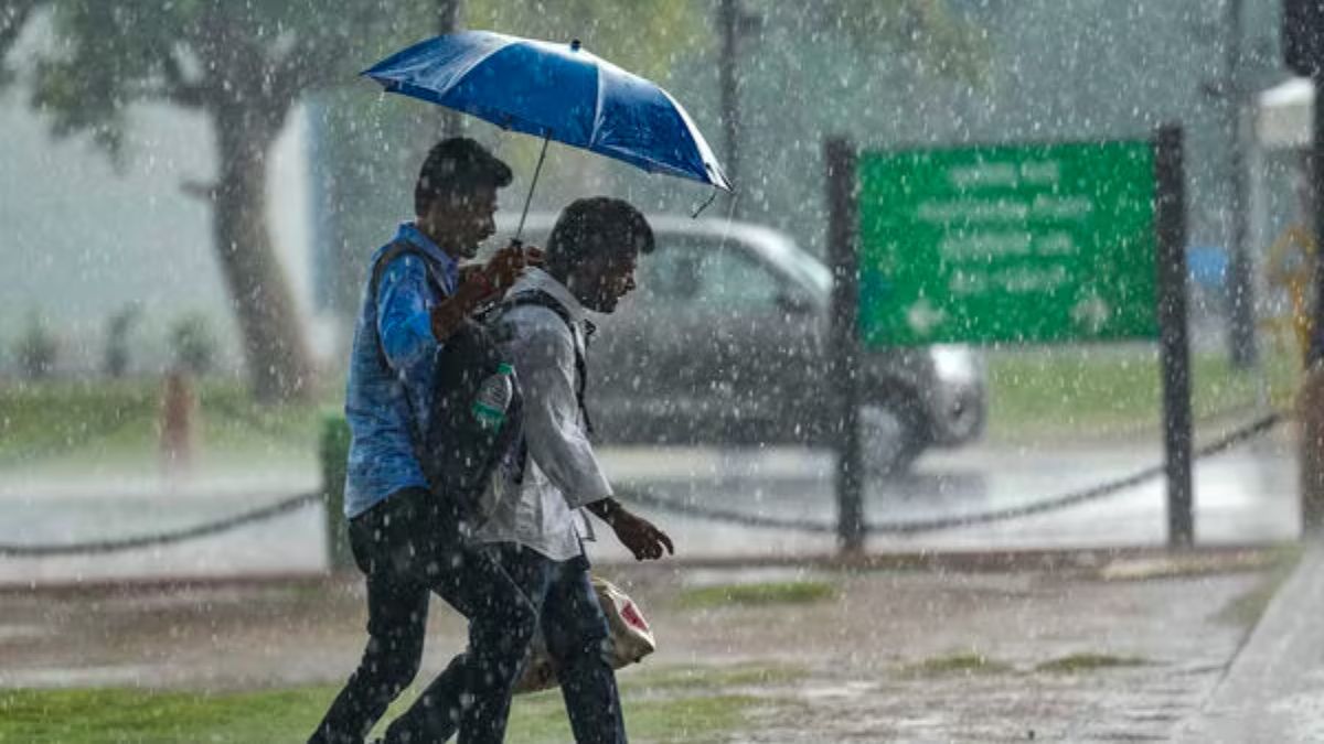 आज का मौसम 04 अक्टूबर 2024: मानसून लौटते ही दिल्ली में बढ़ी गर्मी, पश्चिम बंगाल समेत 11 राज्यों में भारी बारिश का अलर्ट