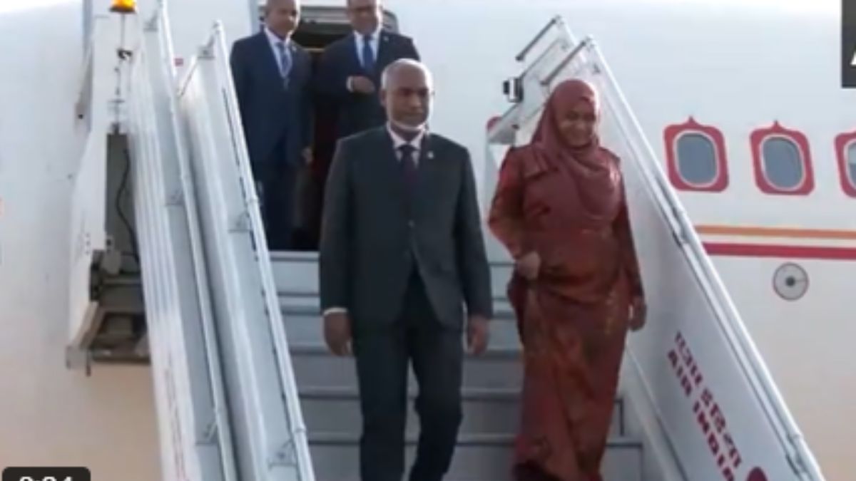 मालदीव के राष्ट्रपति मुइज्जू अपनी पत्नी के साथ पहुंचे दिल्ली, पीएम मोदी से करेंगे द्विपक्षीय वार्ता