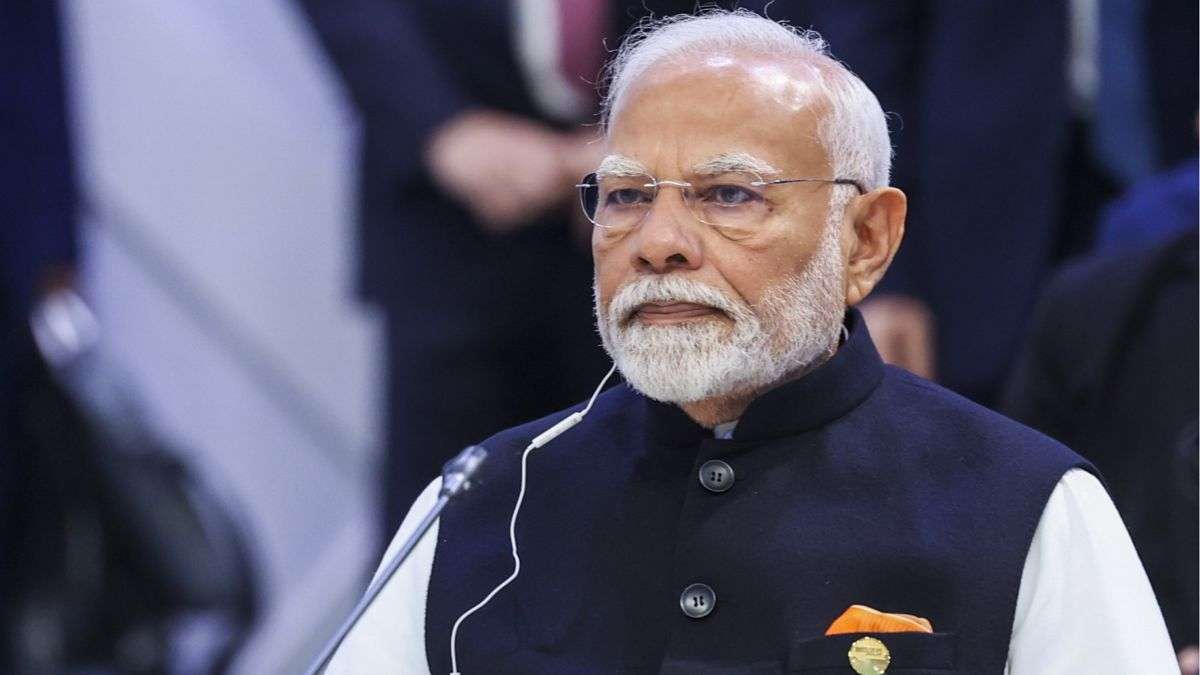 BRICS: युद्ध व संघर्षों से घिरी दुनिया और आतंकवाद की चुनौती पर PM मोदी का बड़ा बयान, “नहीं चलेगा दोहरा मापदंड”